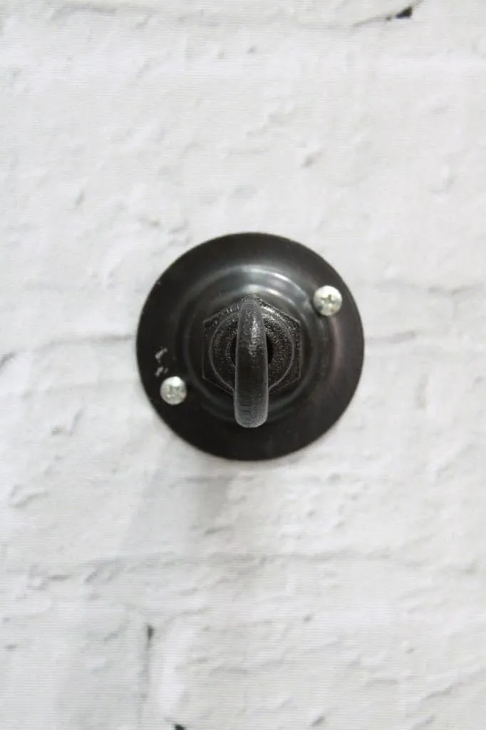 Black Mounting Hook