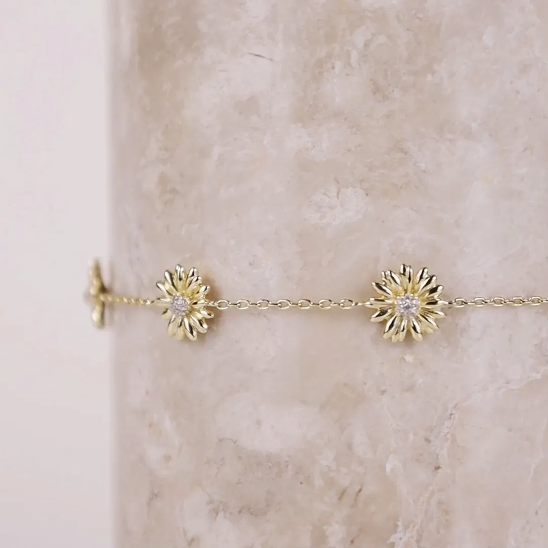 Daisy Multi Gold Bracelet